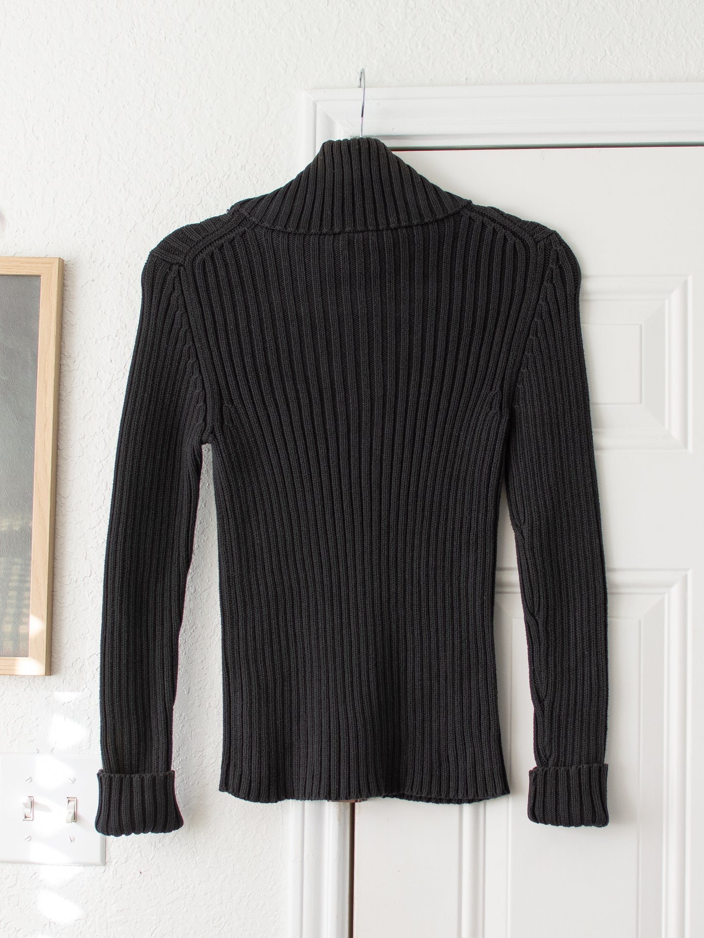 Small 2001 Gap Turtle Neck