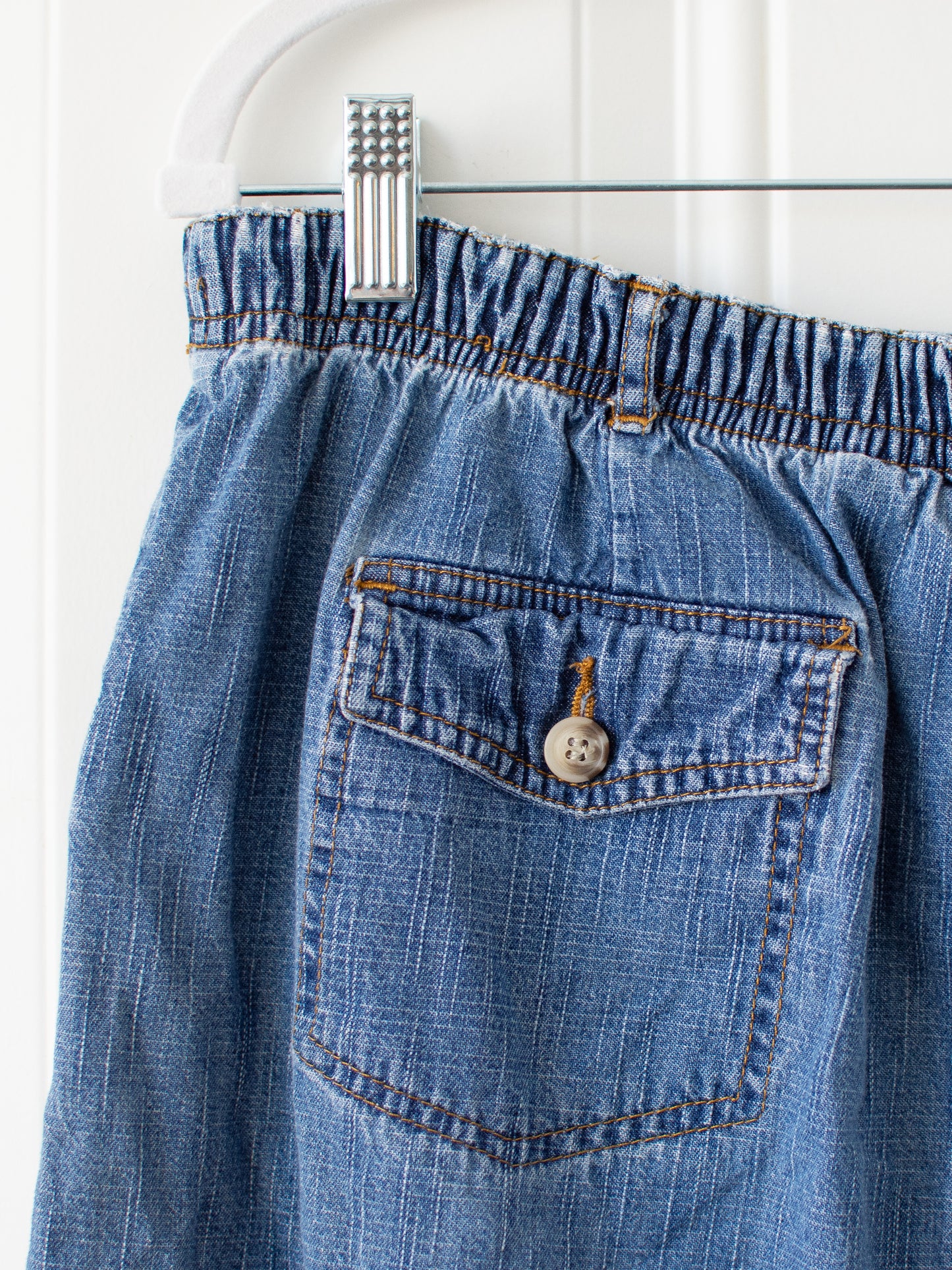 L/XL White Stag Skirt