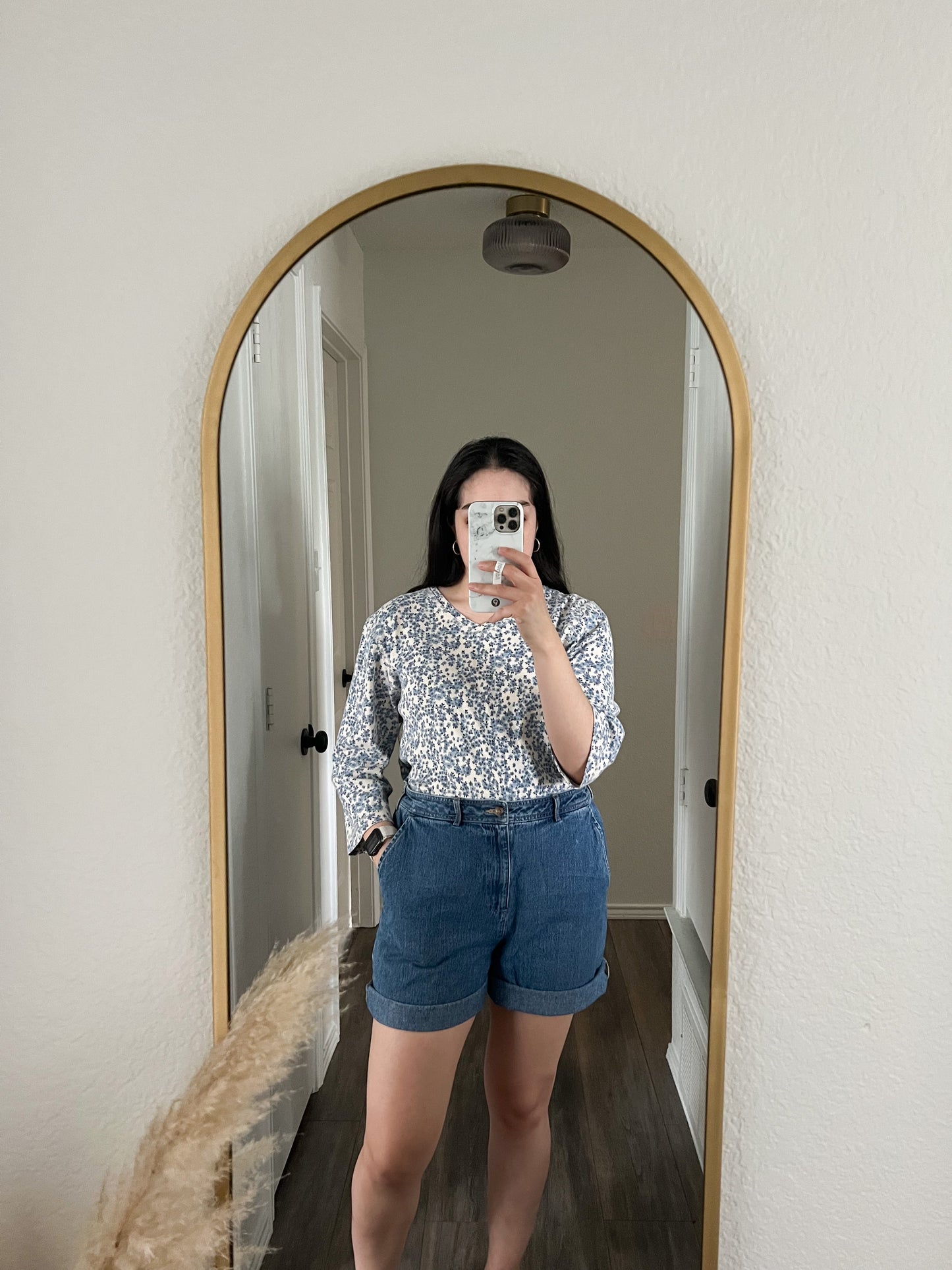 XL White Stag Shorts