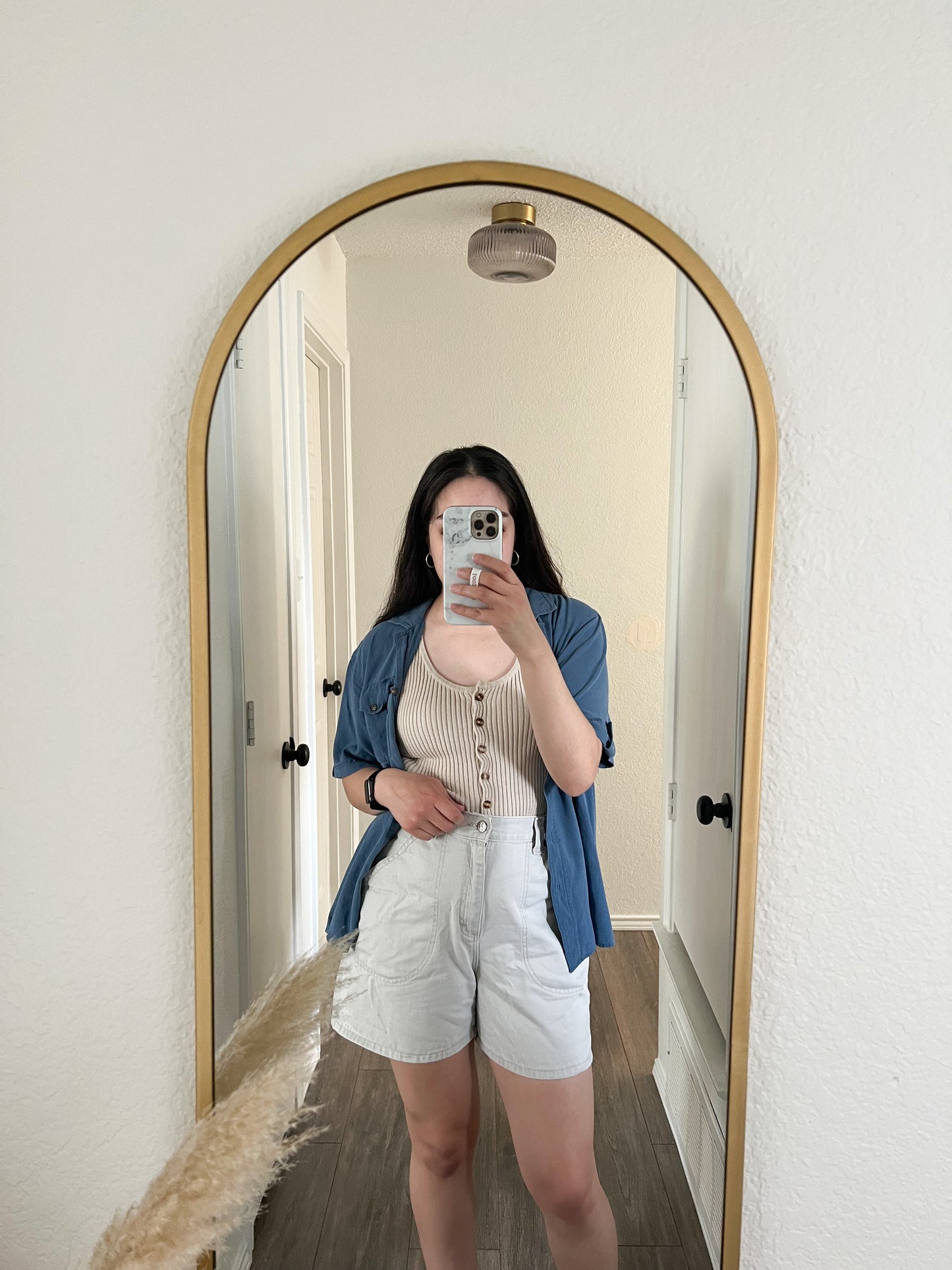 Medium Authentic Clothing Riders Shorts