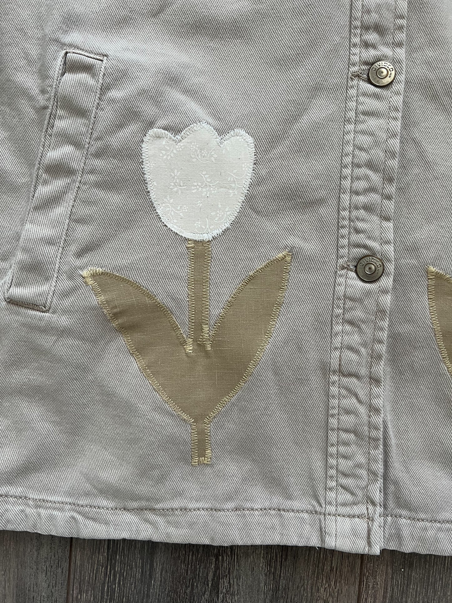 Medium Divided H&M White Tulip Coat