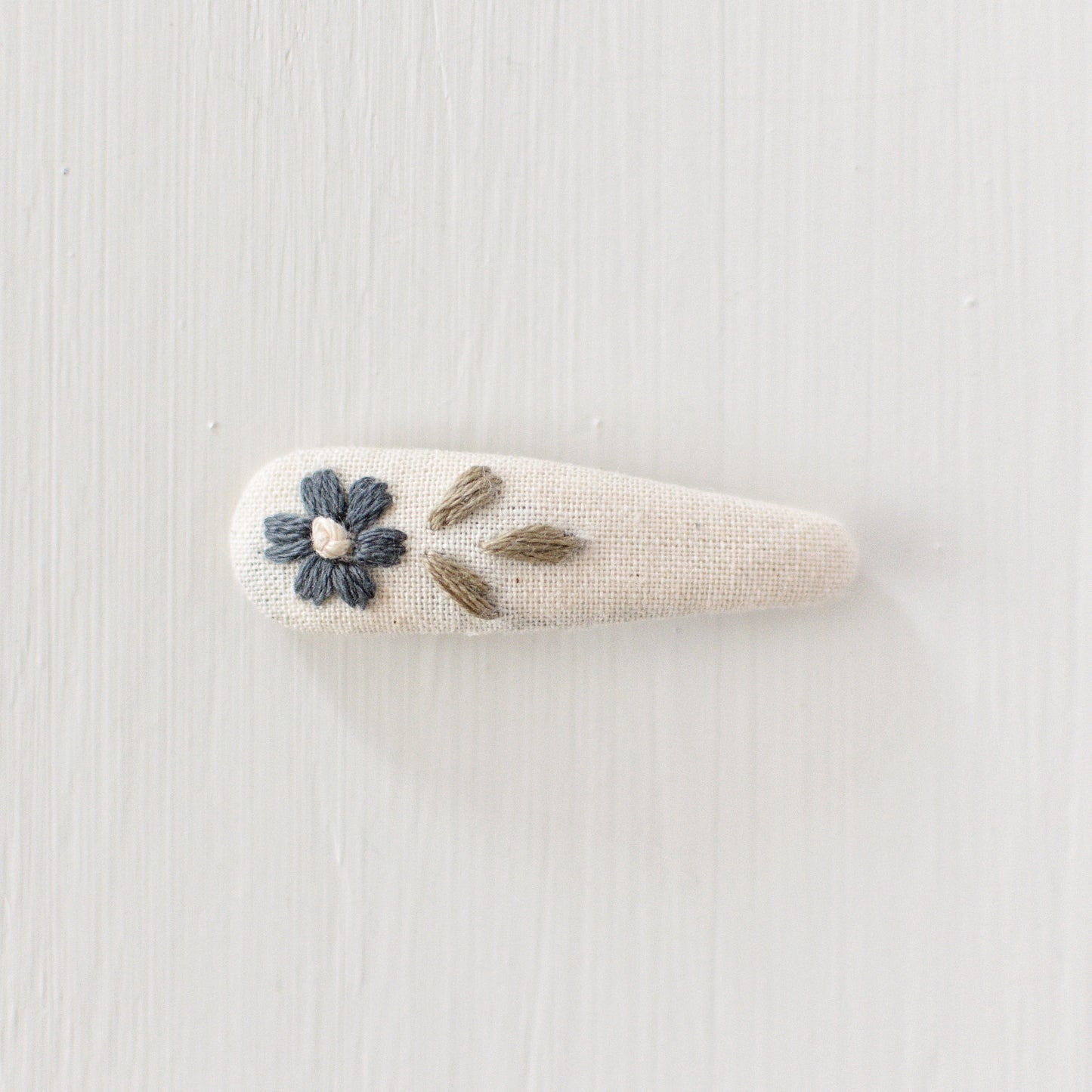 Blue Flower 2in Snap Clip
