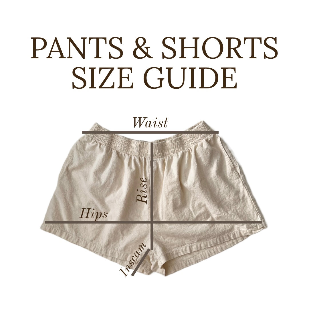 Small (6) Calvin Klein Jeans Mid-rise Shorts