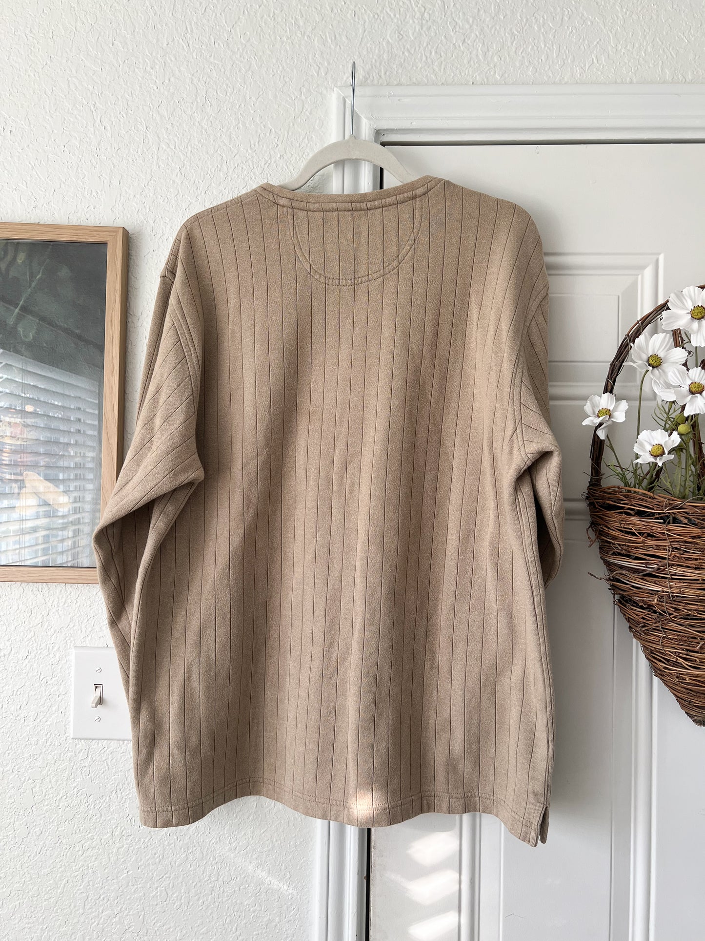 Reworked XL Apple Appliqué Van Heusen Top