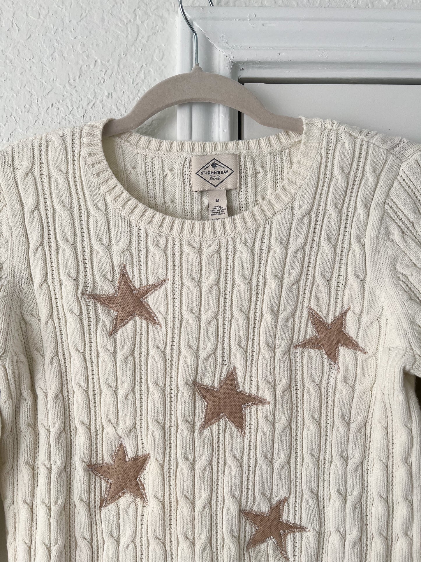 Reworked Medium St. John’s Bay Long Sleeve Star Appliqué Top