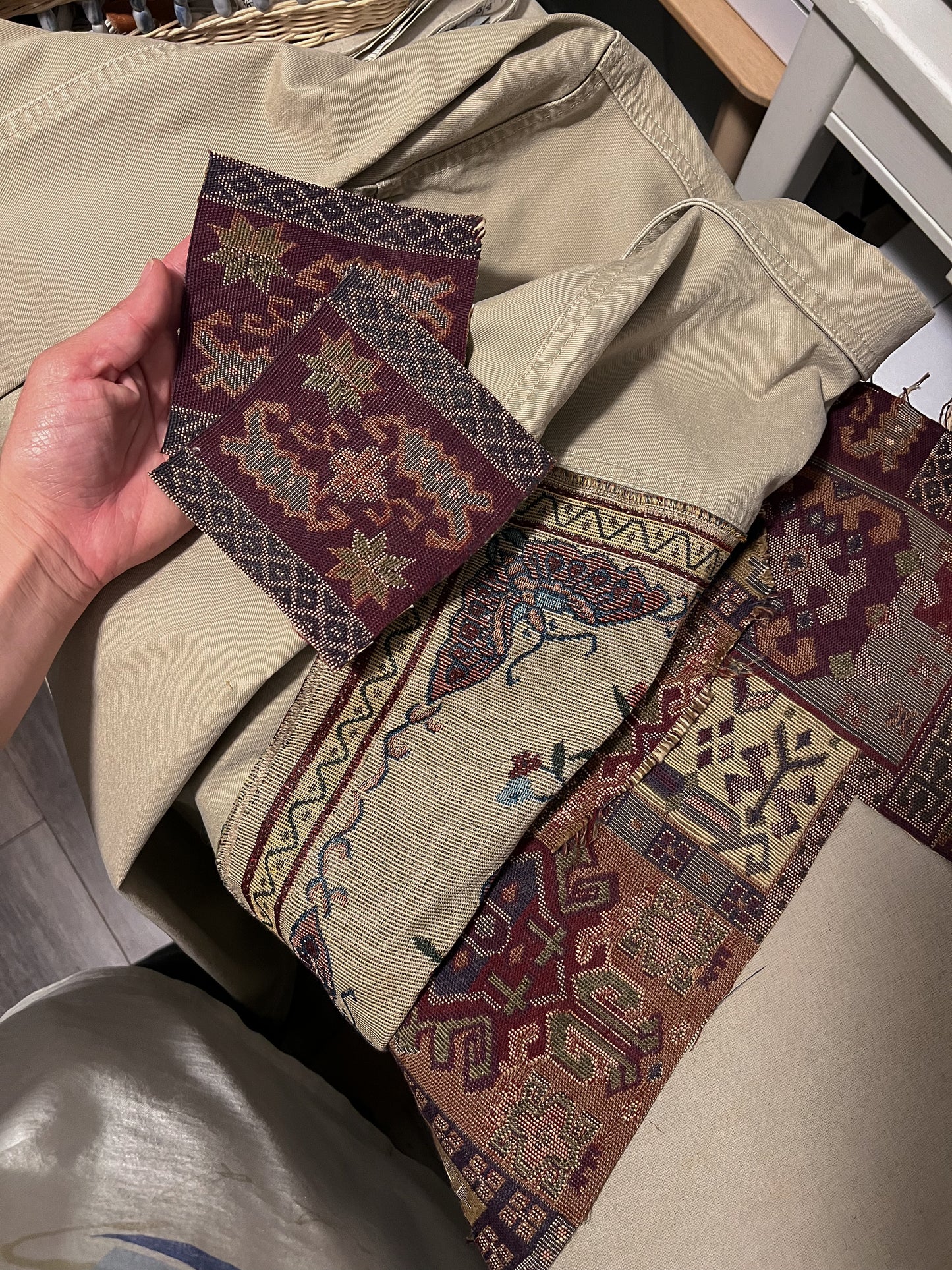 Reworked XL-2XL Vicki Wayne’s Tapestry Appliqué Denim Jacket