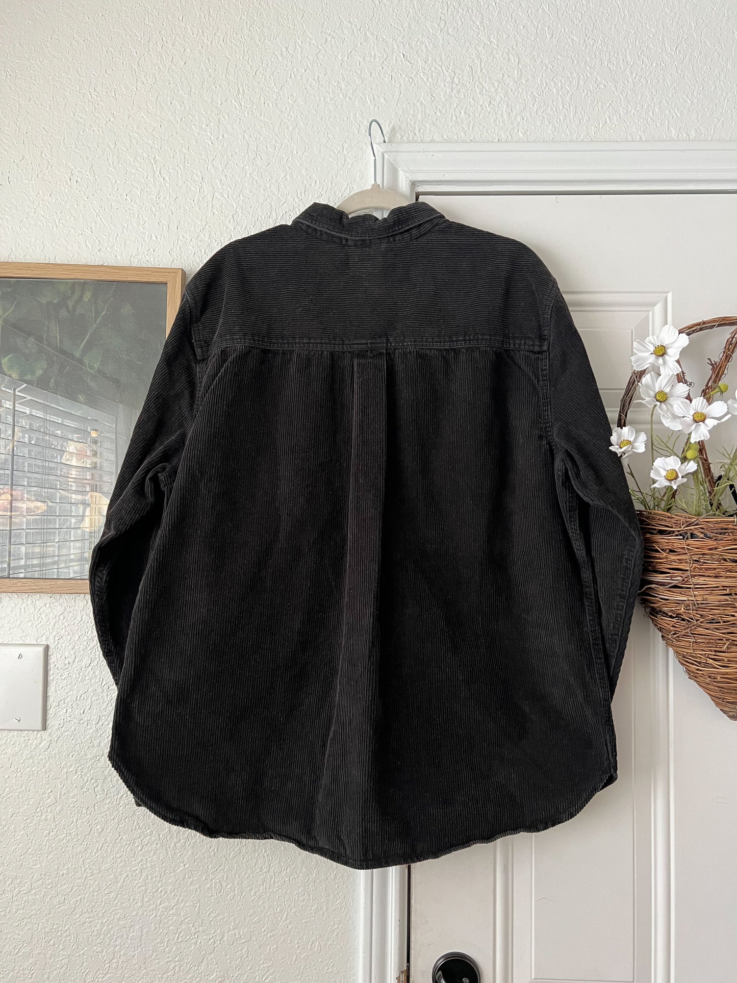 Reworked Large Urban Outfitters Tulip Appliqué Button Up Top