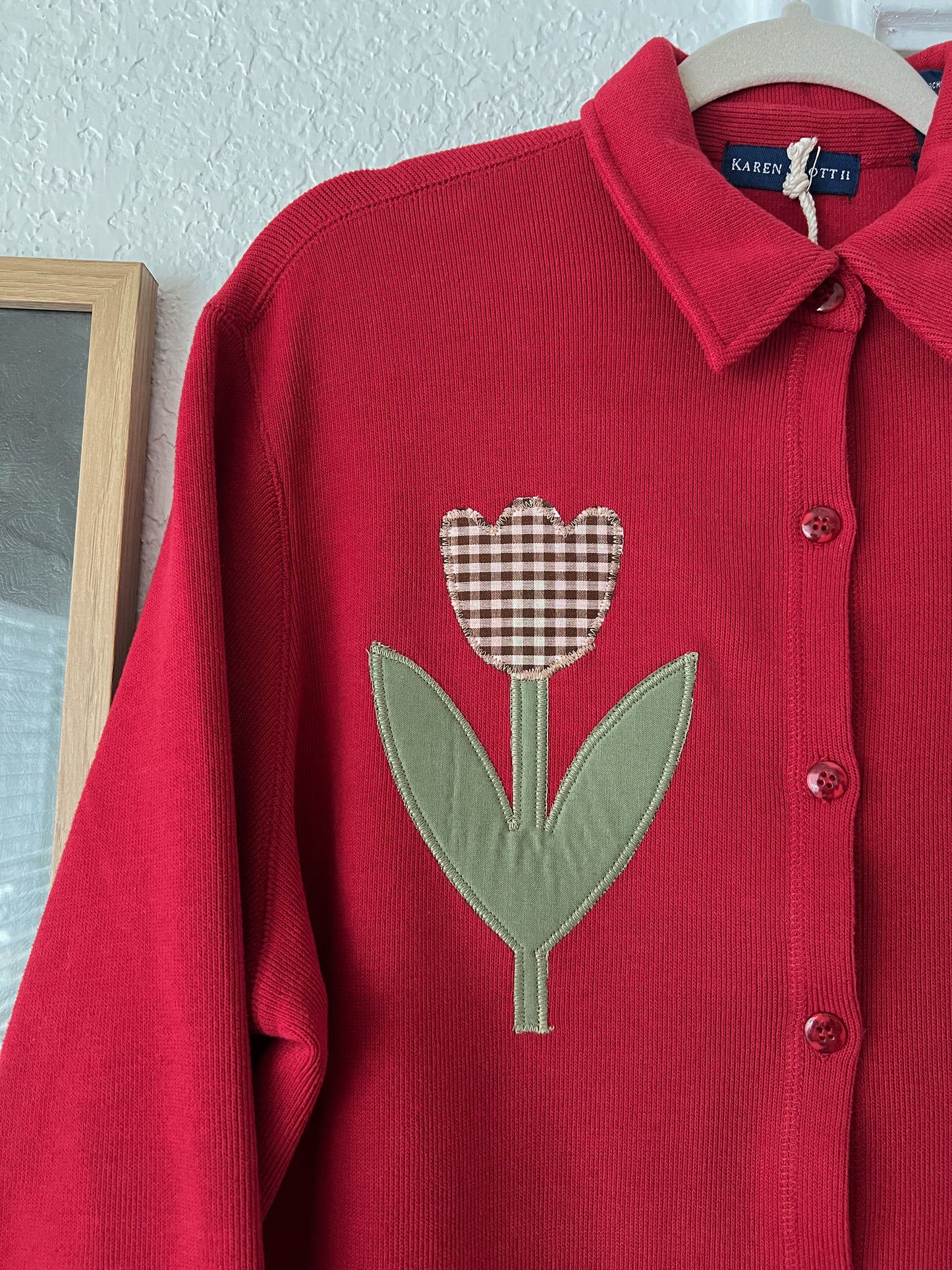Reworked 1X Karen Scott Tulip Appliqué Button Up