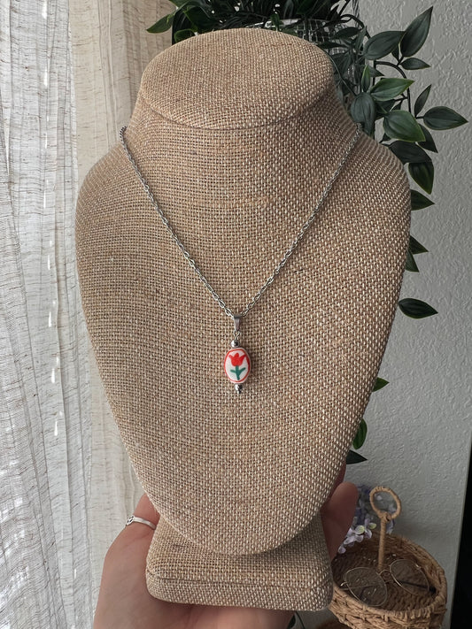 Red Tulip 18in Stainless Steel & Ceramic Necklace