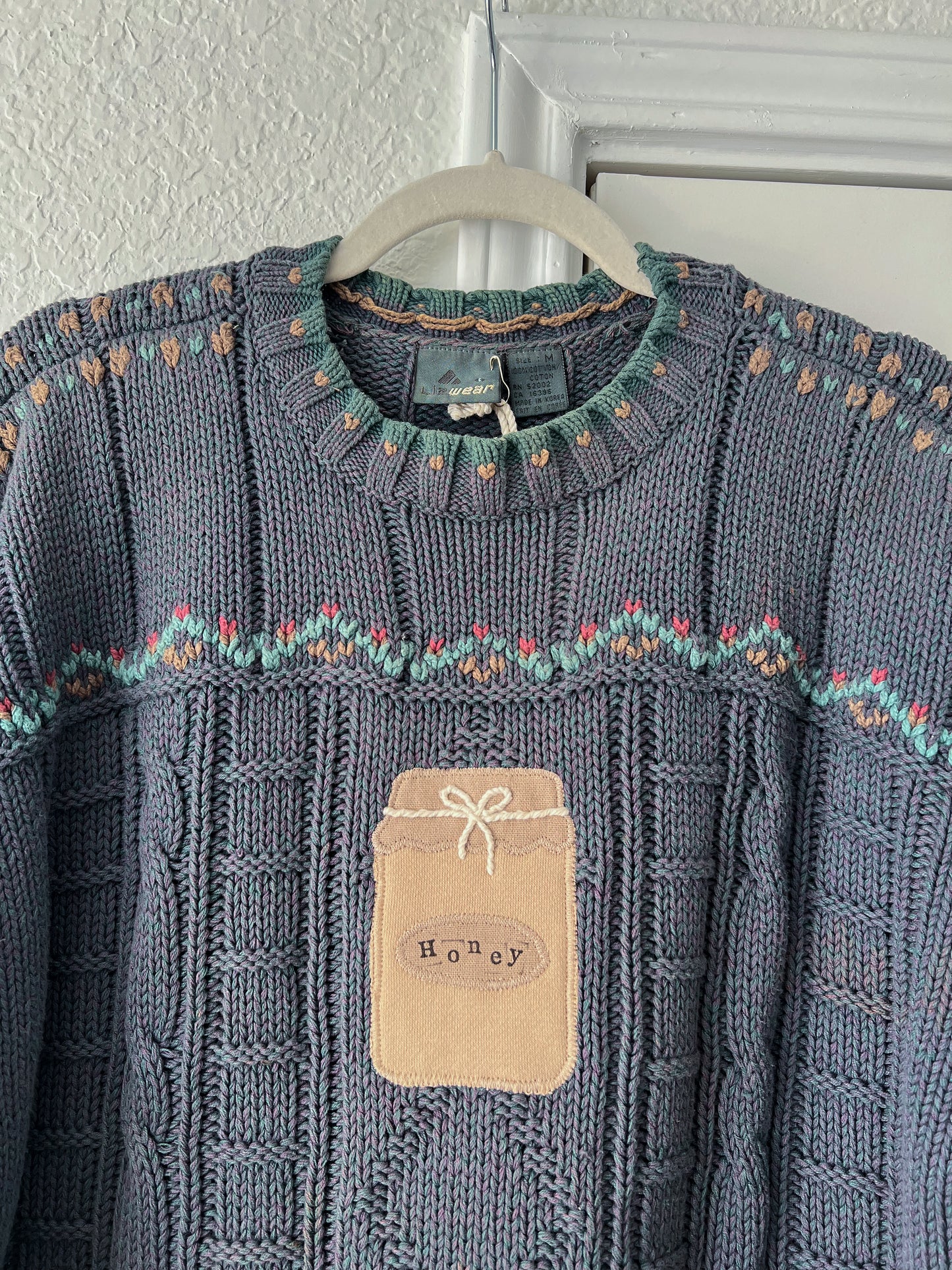 Medium Reworked Liz Wear Honey Jar Appliqué Sweater